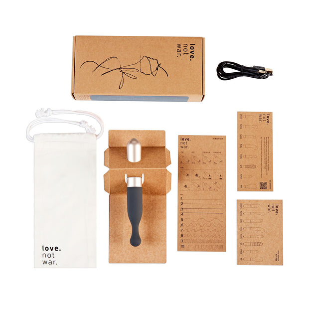 Love Not War - Meile Grau