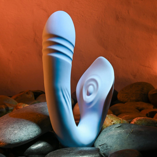 Evolved - Tap and Trust Vibrator - Hellblau