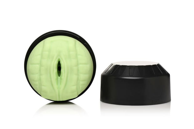 Raptor Reptil Masturbator