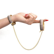 RS - Icons - Diamond Handcuffs Liz