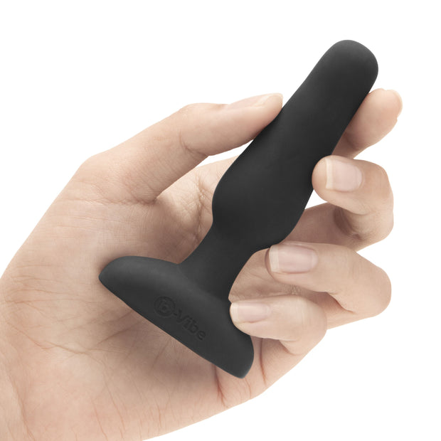 B-Vibe - Novice Remote Control Plug Black