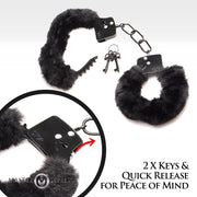 XR Brands - Cuffed In Fur Handschellen - Schwarz